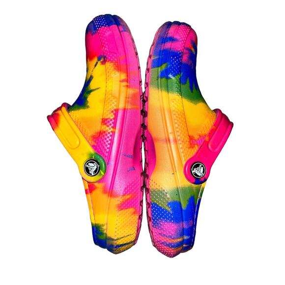 Crocs Tie Dye Rainbow Fleece Lined Dual Comfort Slip On Clogs M4 W6 fuzzy - Picture 7 of 11
